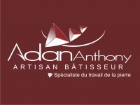 Logo Adan Anthony quadri sur fond rouge