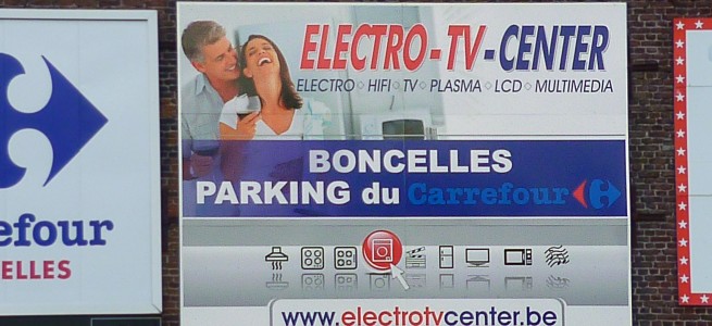 Panneau publicitaire routier